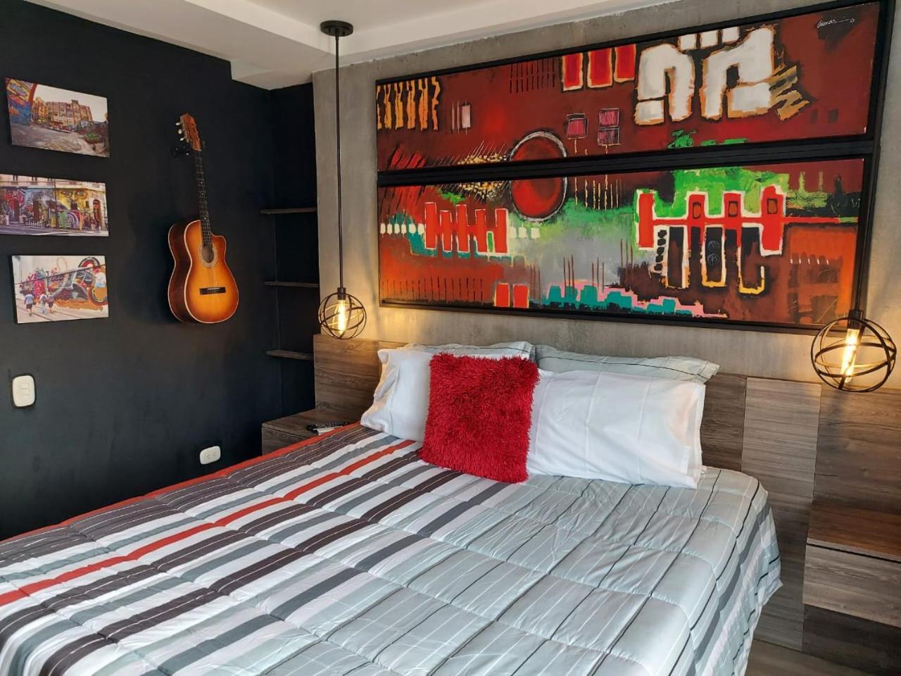 San Peter Apartments Меделин Екстериор снимка