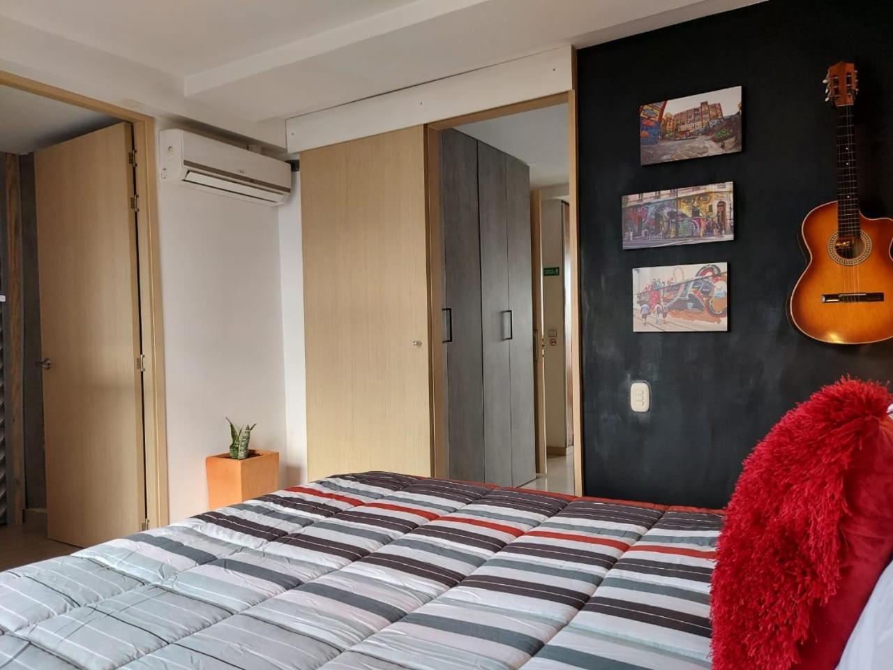 San Peter Apartments Меделин Екстериор снимка